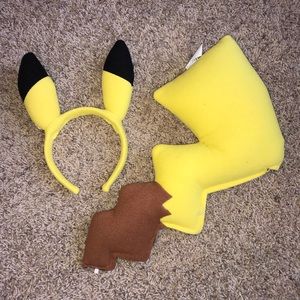 Pikachu ears and tail set